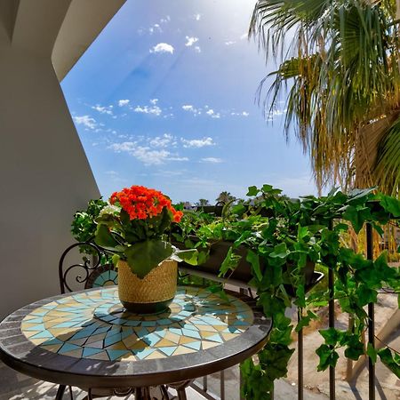 Dreamy 2 Bed Apartment By The Sea Paphos Extérieur photo
